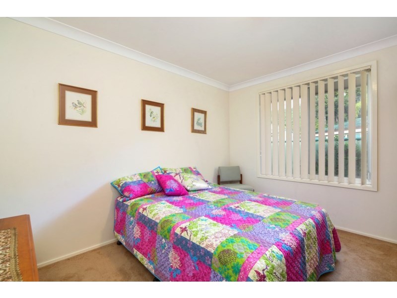 32 Golden Avenue, Point Clare NSW 2250