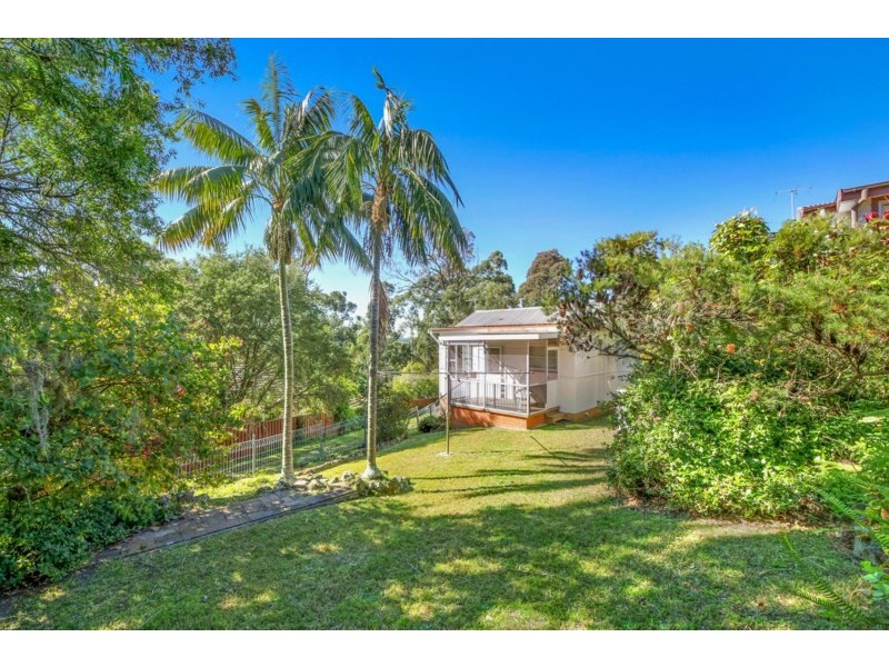1 Penang Street, Point Clare NSW 2250