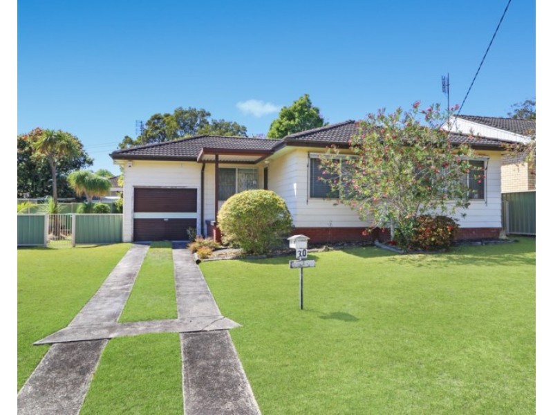 30 Sunshine Drive, Point Clare NSW 2250