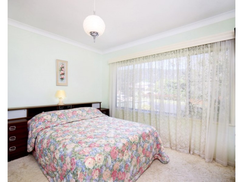 30 Sunshine Drive, Point Clare NSW 2250