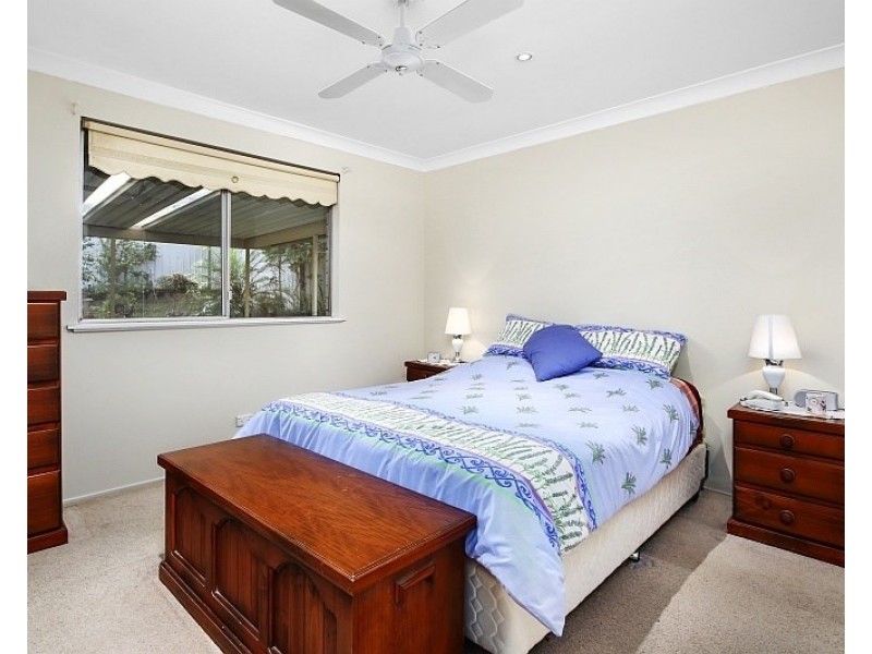 39 Wendy Drive, Point Clare NSW 2250