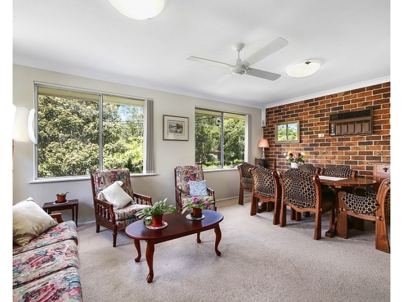 39 Wendy Drive, Point Clare NSW 2250