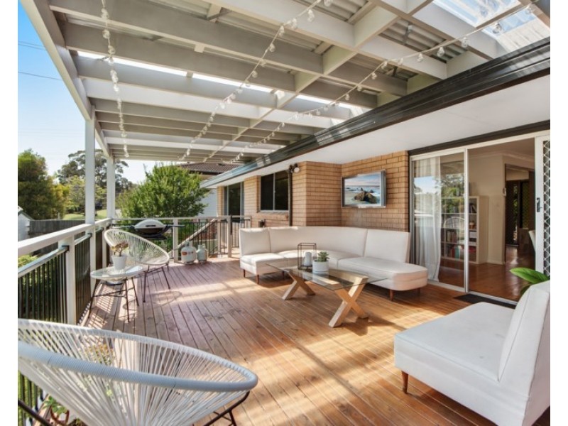 3 Priestley Parade, Point Clare NSW 2250