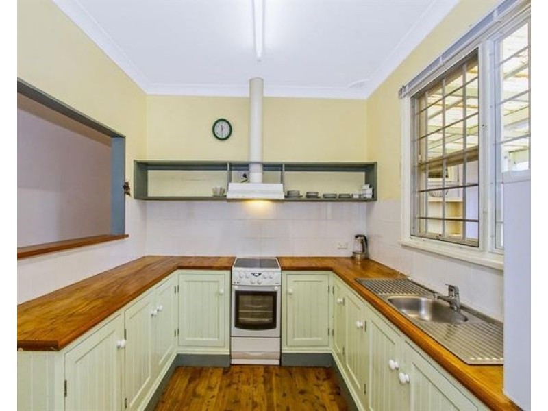 2 Margin Street, Gosford NSW 2250