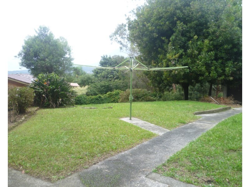 32 Talinga Avenue, Point Clare NSW 2250