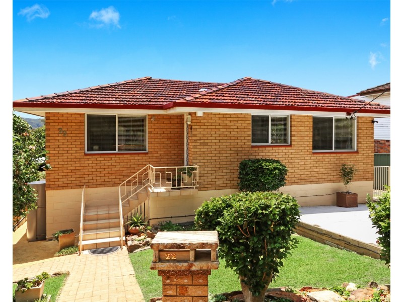 22 Tania Drive, Point Clare NSW 2250