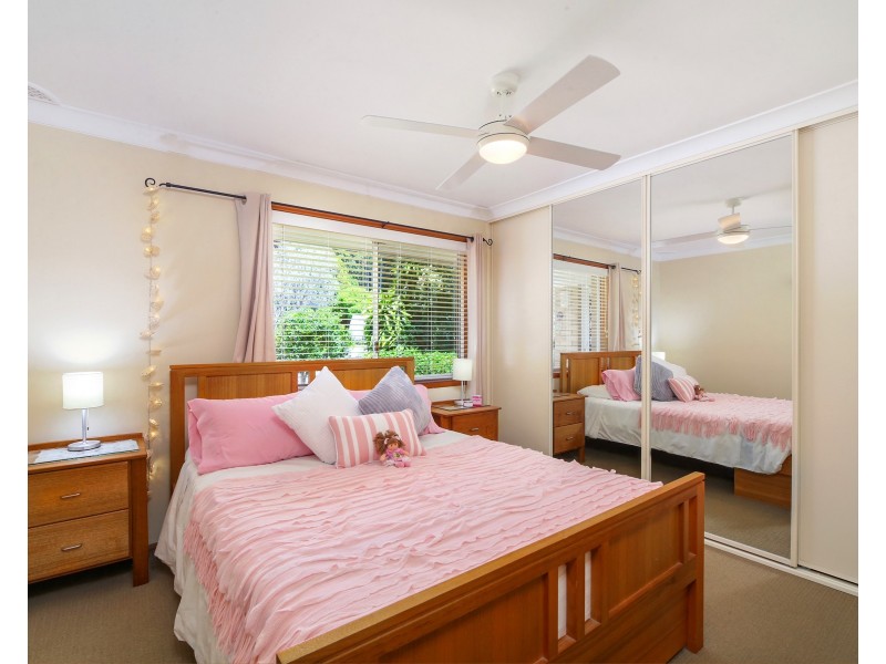 22 Tania Drive, Point Clare NSW 2250