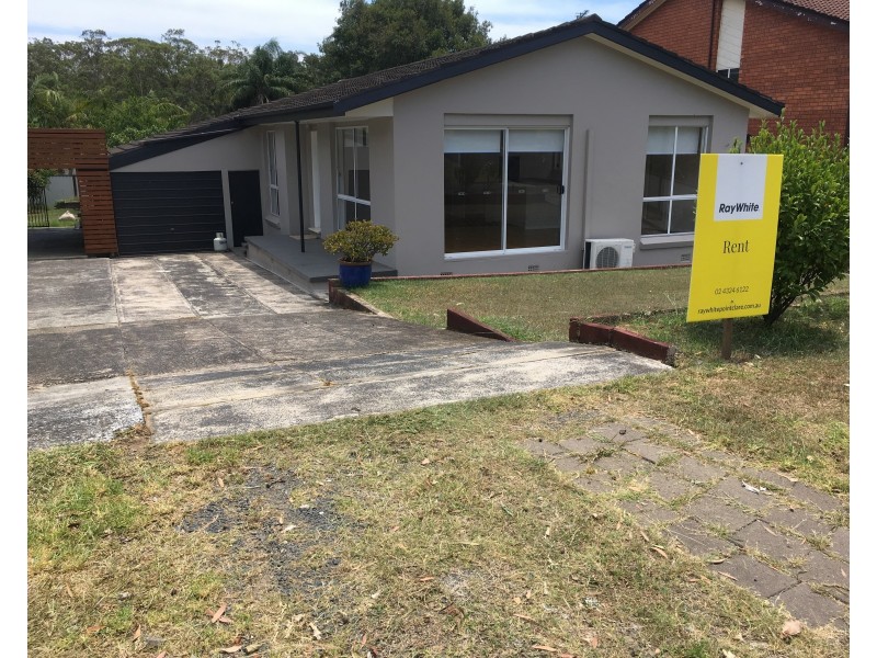 14 Matthews Parade, Point Clare NSW 2250