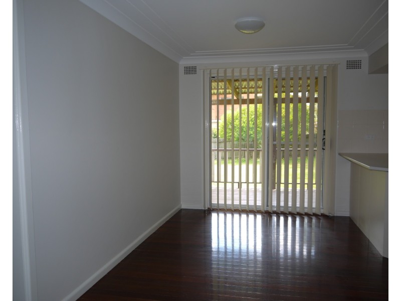 204 Brisbane Water Drive, Point Clare NSW 2250