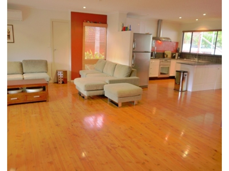 42 The Broadwaters, Tascott NSW 2250