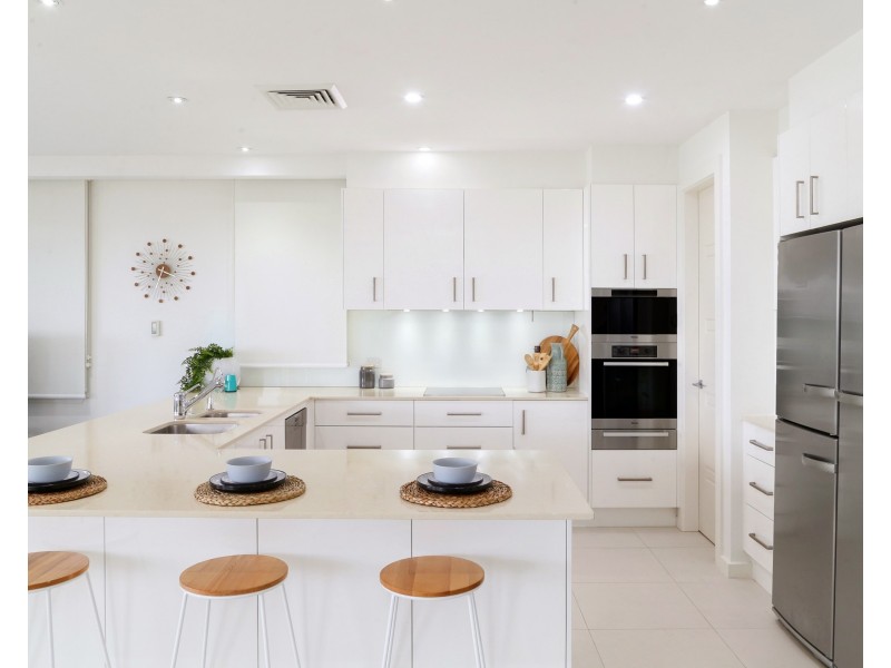 25 Coogee Road, Point Clare NSW 2250