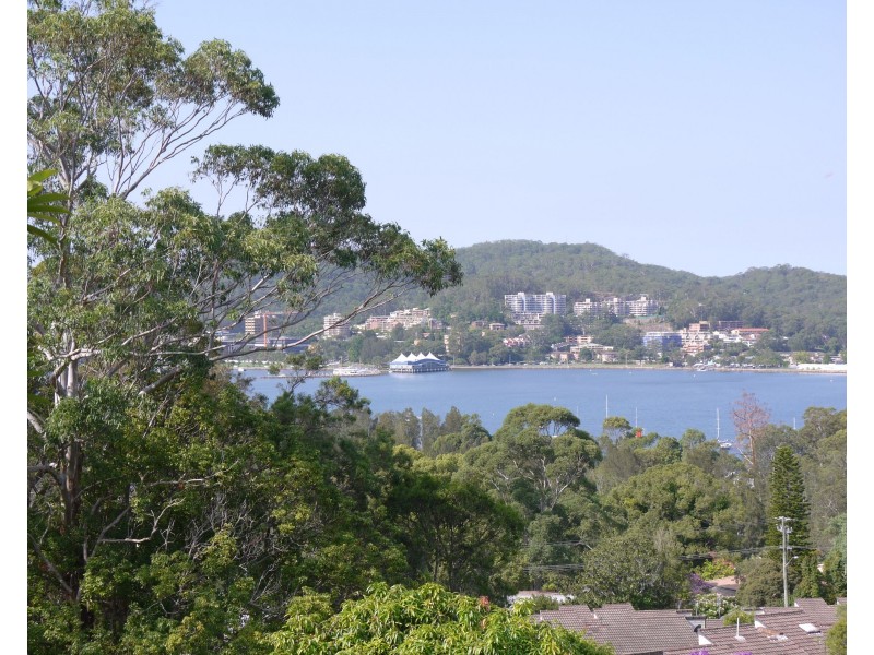 21b Penang Street, Point Clare NSW 2250