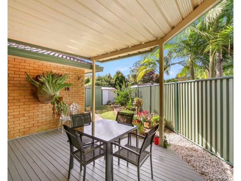 32 Golden Avenue, Point Clare NSW 2250