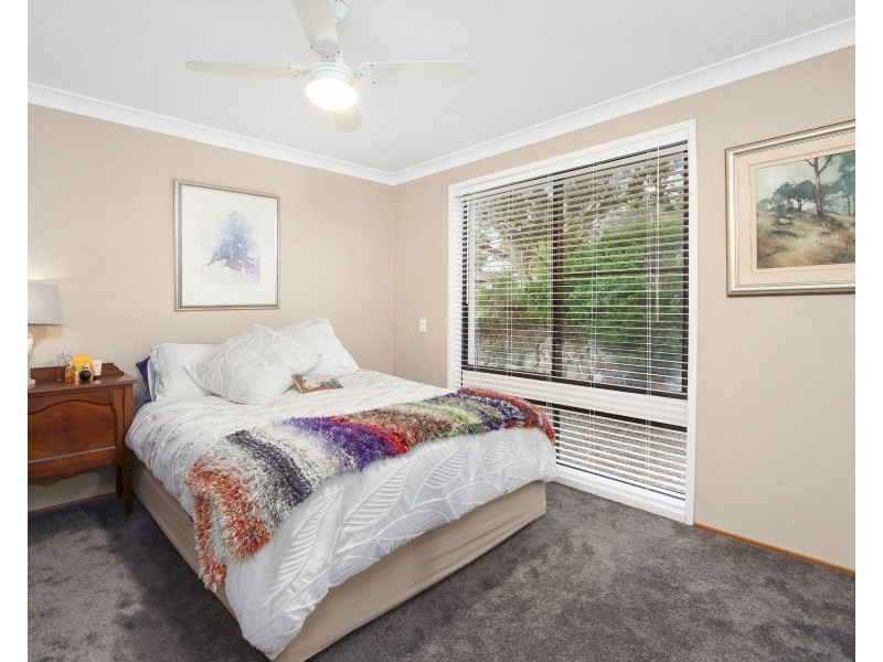 50 Premier Way, Bateau Bay NSW 2261