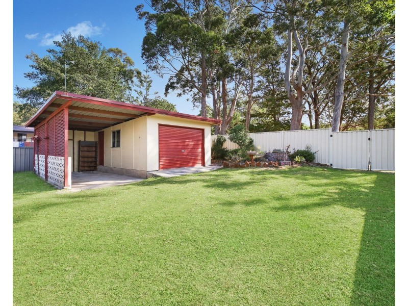 7 Wendy Drive, Point Clare NSW 2250