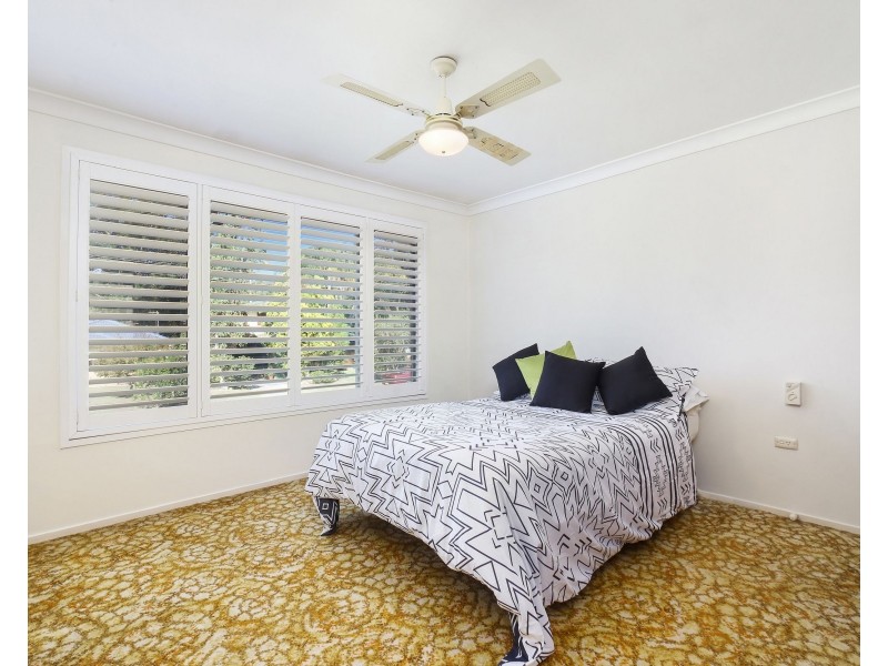 7 Wendy Drive, Point Clare NSW 2250