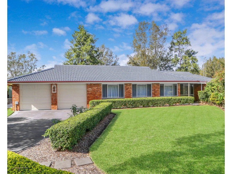 8 Gurra Close, West Gosford NSW 2250