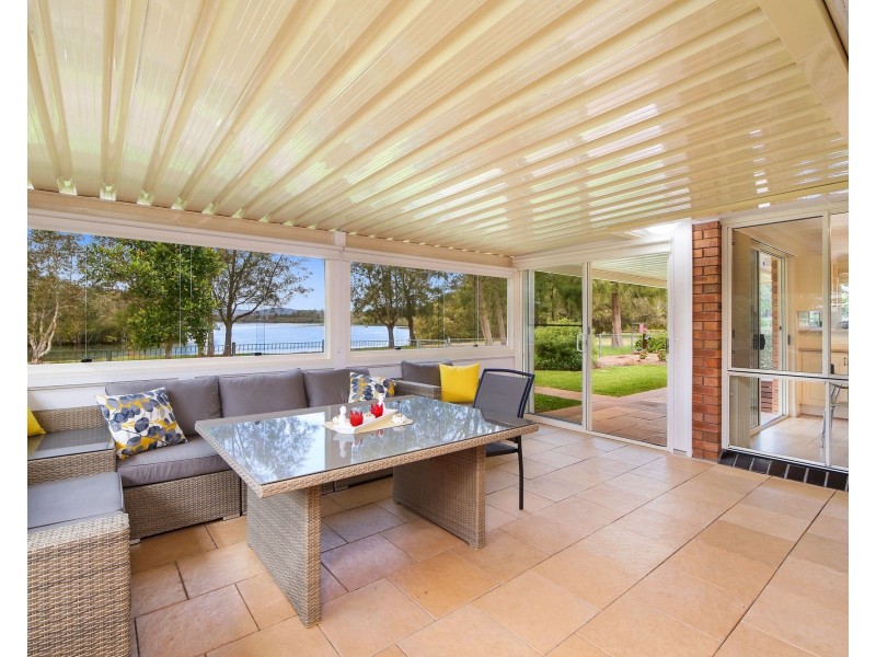 8 Gurra Close, West Gosford NSW 2250