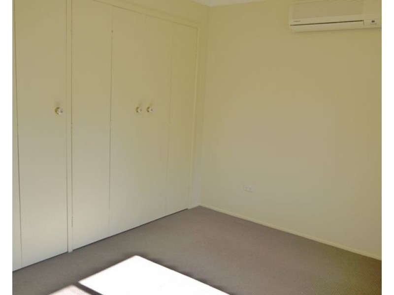 33 Henry Kendall Street, West Gosford NSW 2250