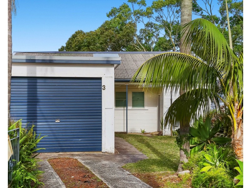 3 Coogee Road, Point Clare NSW 2250