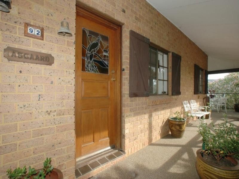 92 Brisbane Water Drive, Tascott NSW 2250