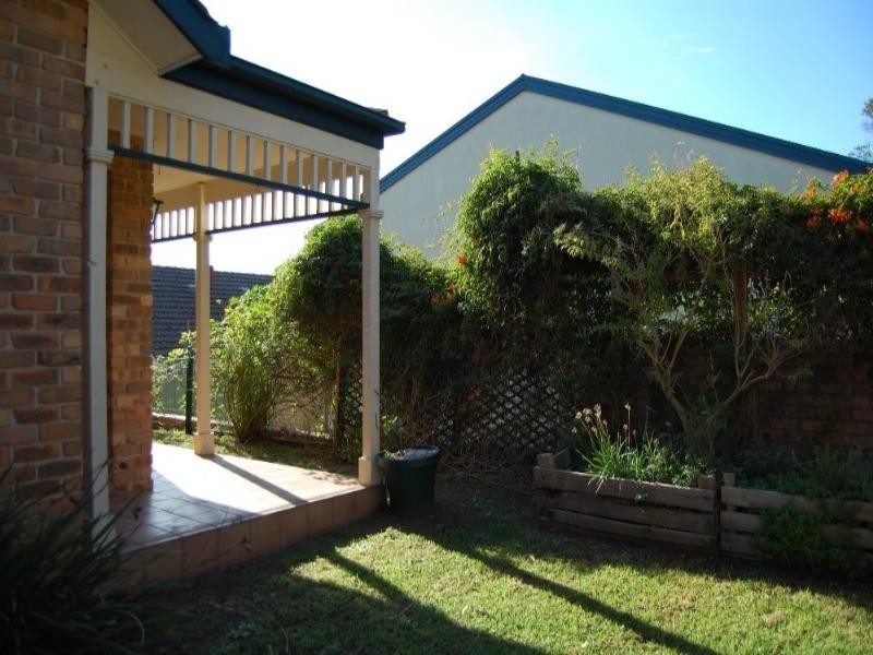 3/11 Broadwater Street, Point Clare NSW 2250