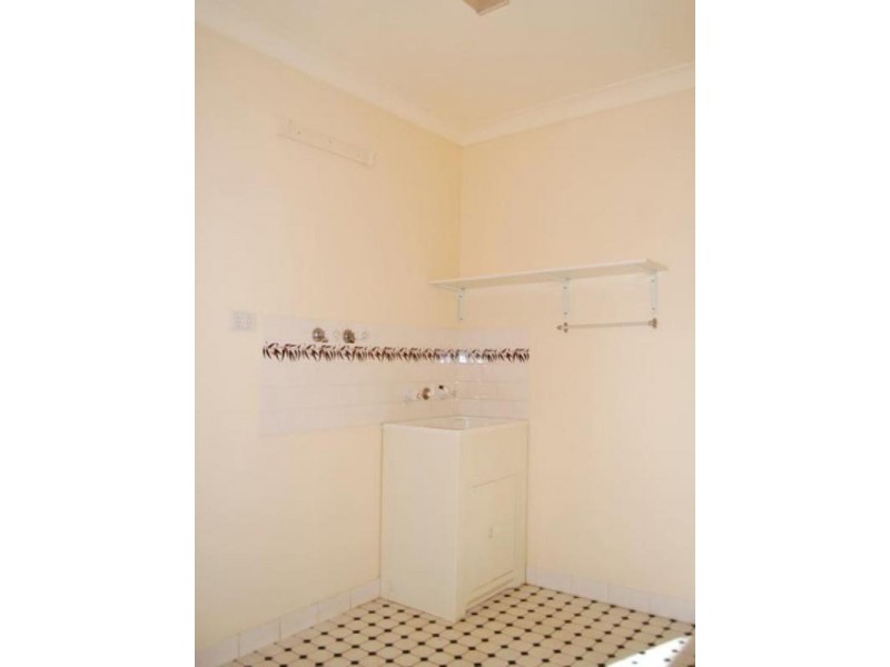 3/11 Broadwater Street, Point Clare NSW 2250