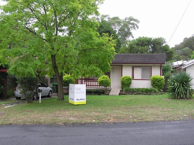 2 Koolinda Avenue, Point Clare NSW 2250