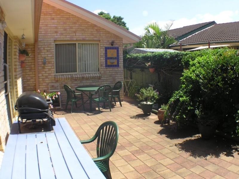 2/15 Greene Street, Woy Woy NSW 2256