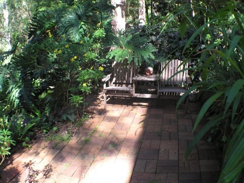 13 Coral Tree Place, Point Clare NSW 2250