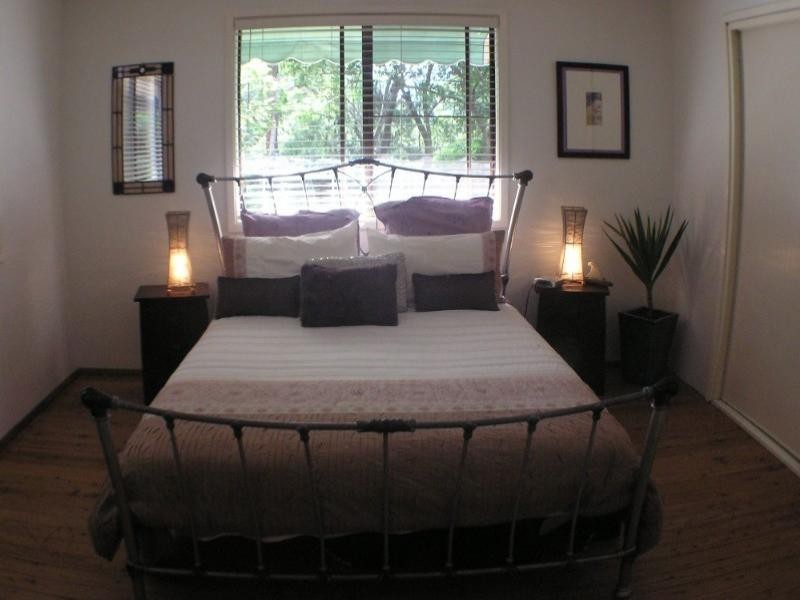 13 Coral Tree Place, Point Clare NSW 2250