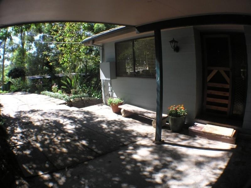 13 Coral Tree Place, Point Clare NSW 2250