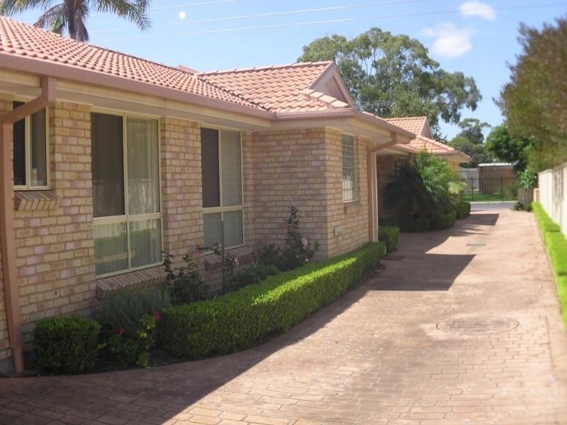2/15 Greene Street, Woy Woy NSW 2256