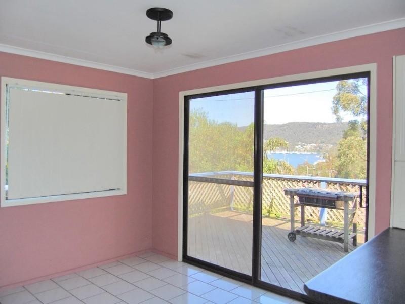 4 Bluefish Crescent, Tascott NSW 2250