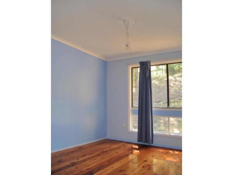 4 Bluefish Crescent, Tascott NSW 2250