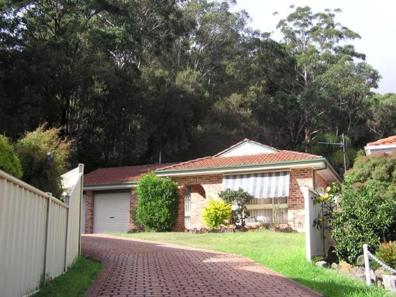 35 Northwind Avenue, Point Clare NSW 2250