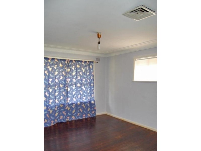 198 Brisbane Water Drive, Point Clare NSW 2250