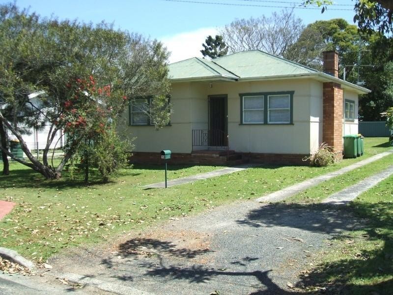 19 Henry Kendall Street, West Gosford NSW 2250