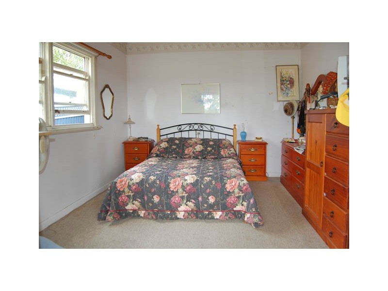 Tascott NSW 2250