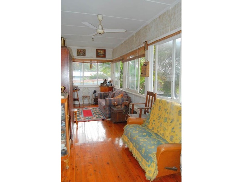 Tascott NSW 2250