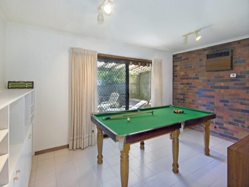 14 Coogee Road, Point Clare NSW 2250