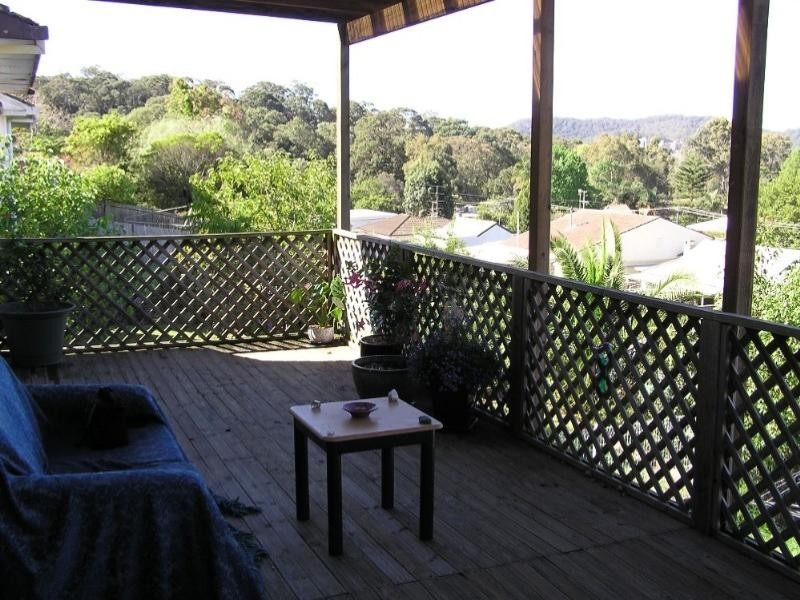 22 Hughes Street, Point Clare NSW 2250