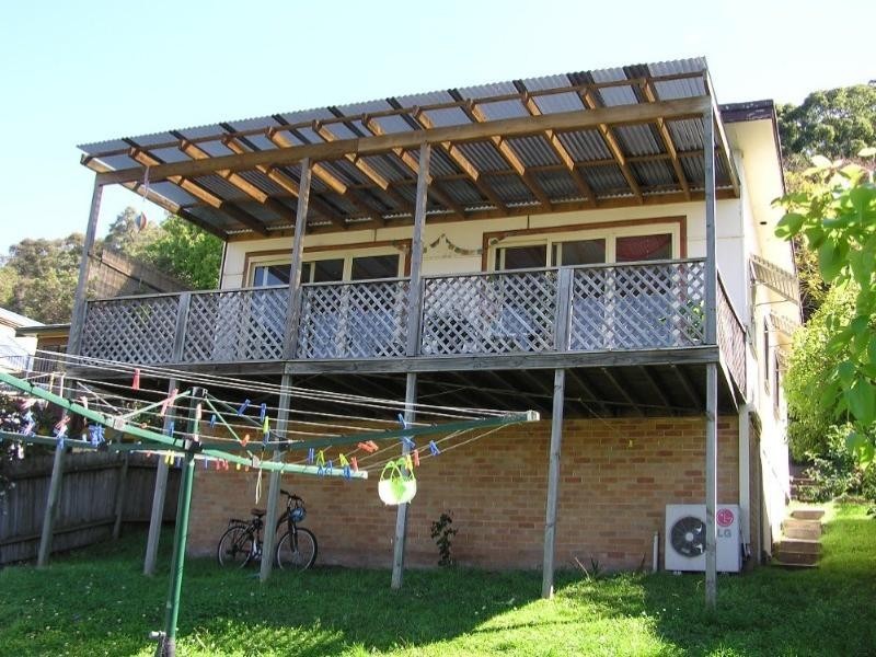 22 Hughes Street, Point Clare NSW 2250