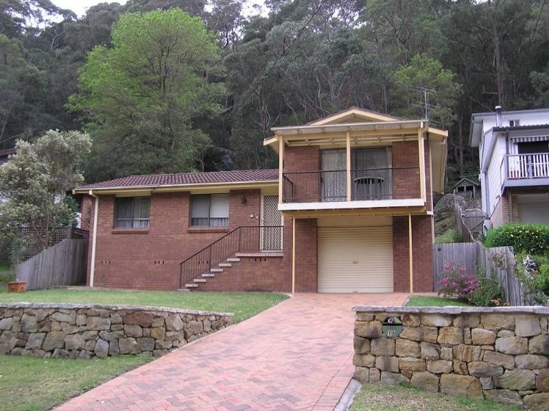 19 Melaleuca Crescent, Tascott NSW 2250