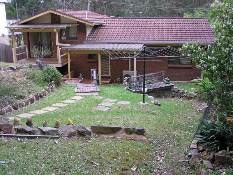 19 Melaleuca Crescent, Tascott NSW 2250