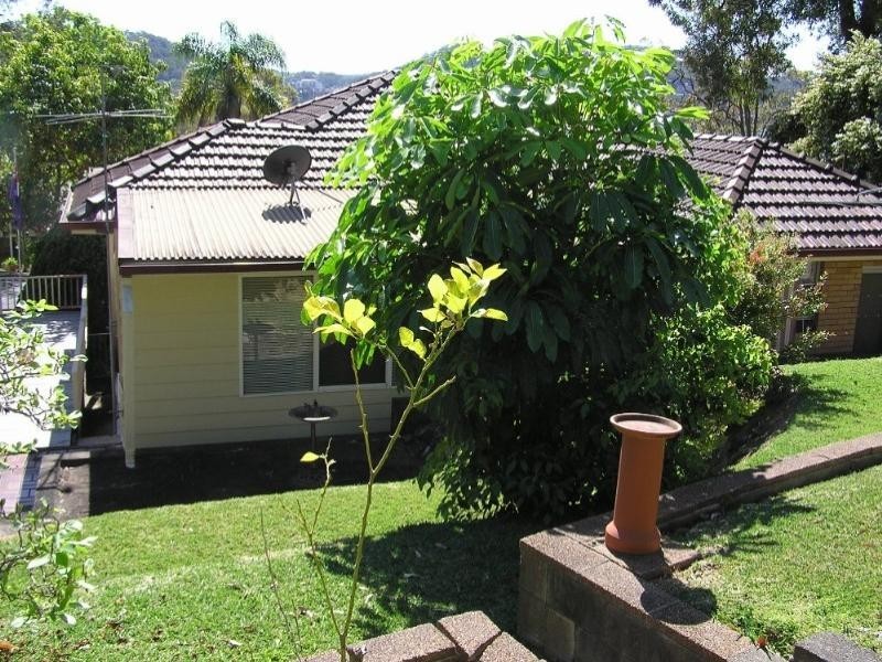 29 Fiona Street, Point Clare NSW 2250