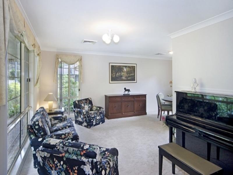 86 Singleton Road, Point Clare NSW 2250