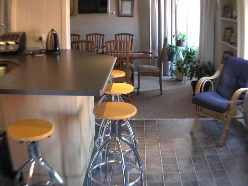 5 Lorraine Avenue, Point Clare NSW 2250