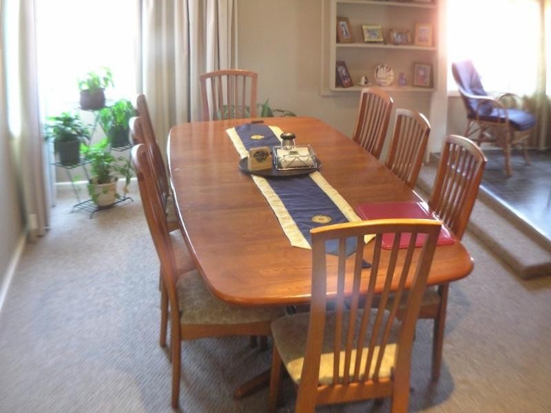 5 Lorraine Avenue, Point Clare NSW 2250