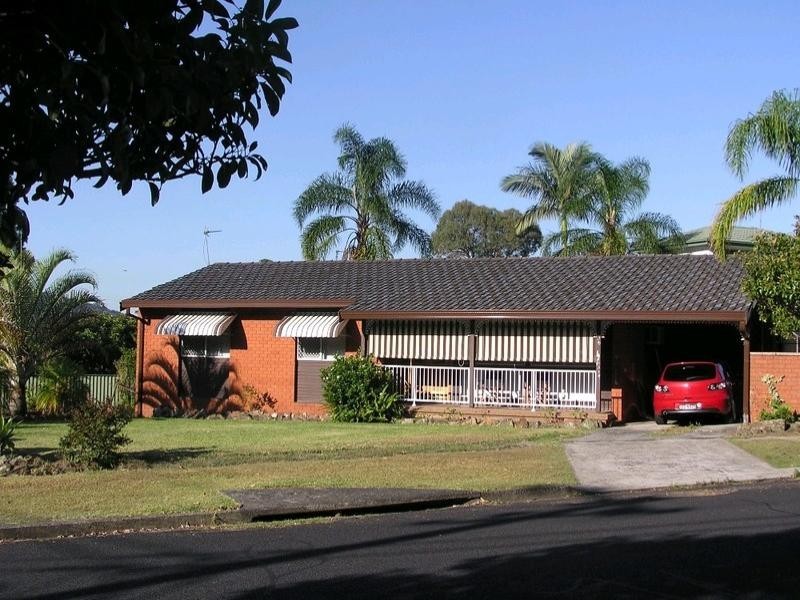 19 Priestley Parade, Point Clare NSW 2250